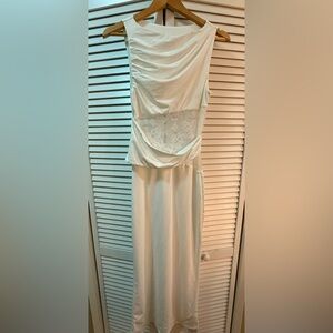 Elegant White Lace Dress